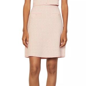 NWT Sandro knit pencil skirt. Designed in the Chanel vibe. Size medium.